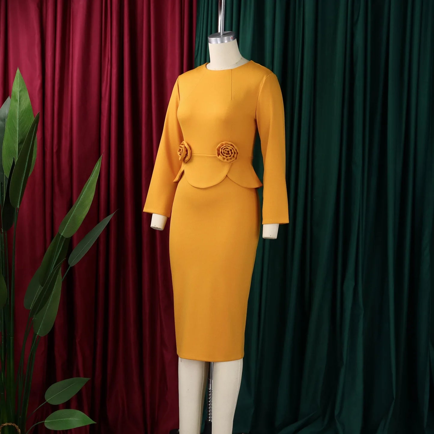Full Sleeve Floral Decorated Solid Sheath Dress Dress